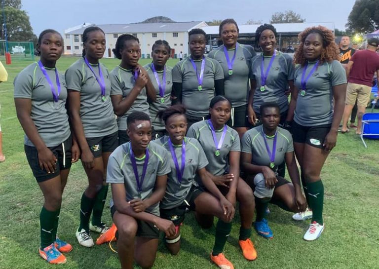 Peter de Villiers hails Zimbabwe Women’s rugby team - NewZimbabwe.com