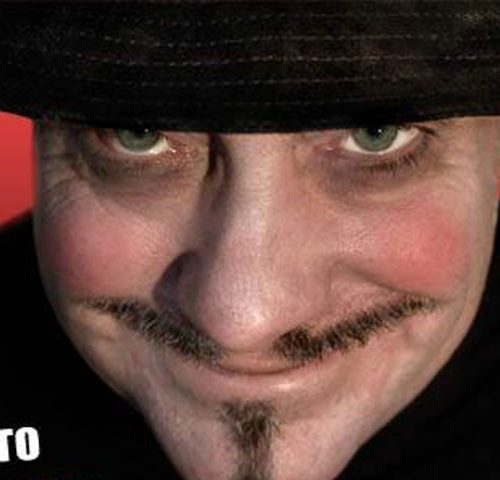 British comedian Ian Cognito dies while on stage