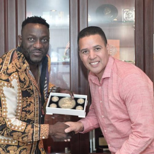 Kadungure honoured with gold in SA