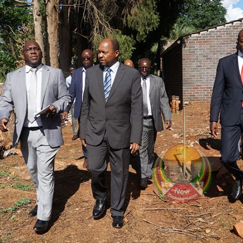 Ministers abandon hospital tours after media ‘snub’
