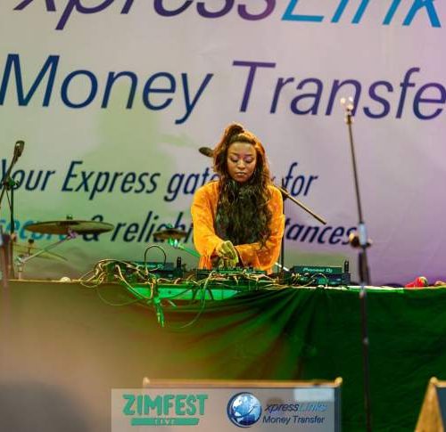 Express Links to round off year with festive cheer