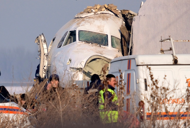 Kazakhstan plane crash 12 dead, dozens survive