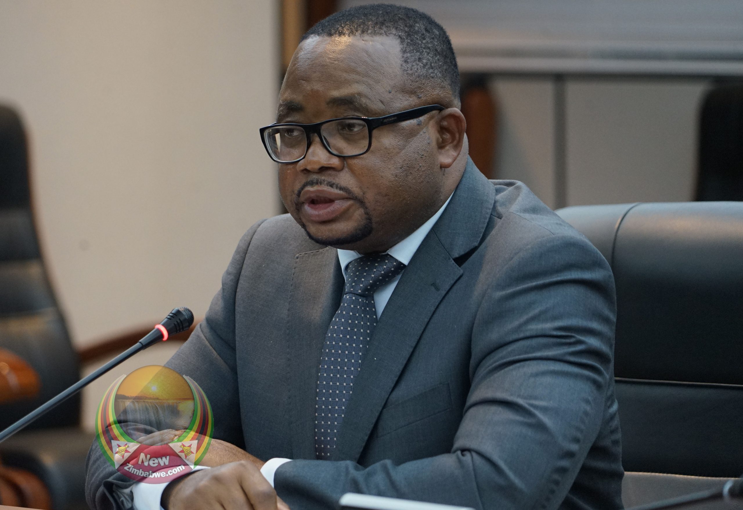 Labour Snubs Minister Mavima's TNF Meeting In Protest Over Eroded Salaries - Vimarsana News