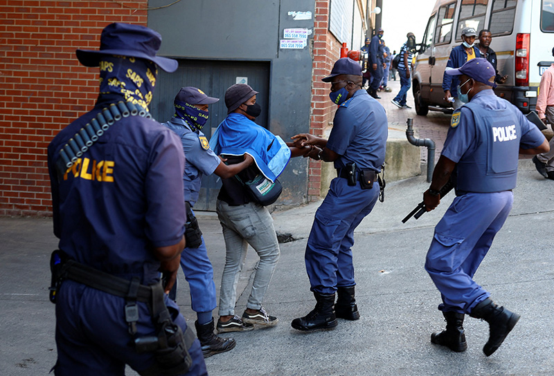 Anti migrant Vigilante Group Dudula Stokes Tensions In South Africa Anti migrant Vigilante Group Dudula Stokes Tensions In South Africa