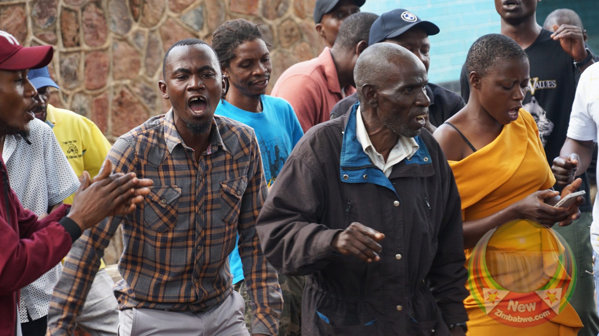 IN PICTURES Beer drinkers church