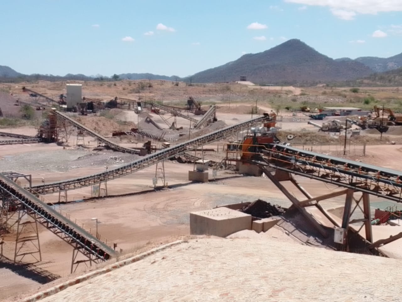 Zimbabwe’s ZCDC Seeks to Rebrand Diamonds Through Public Perception Campaign