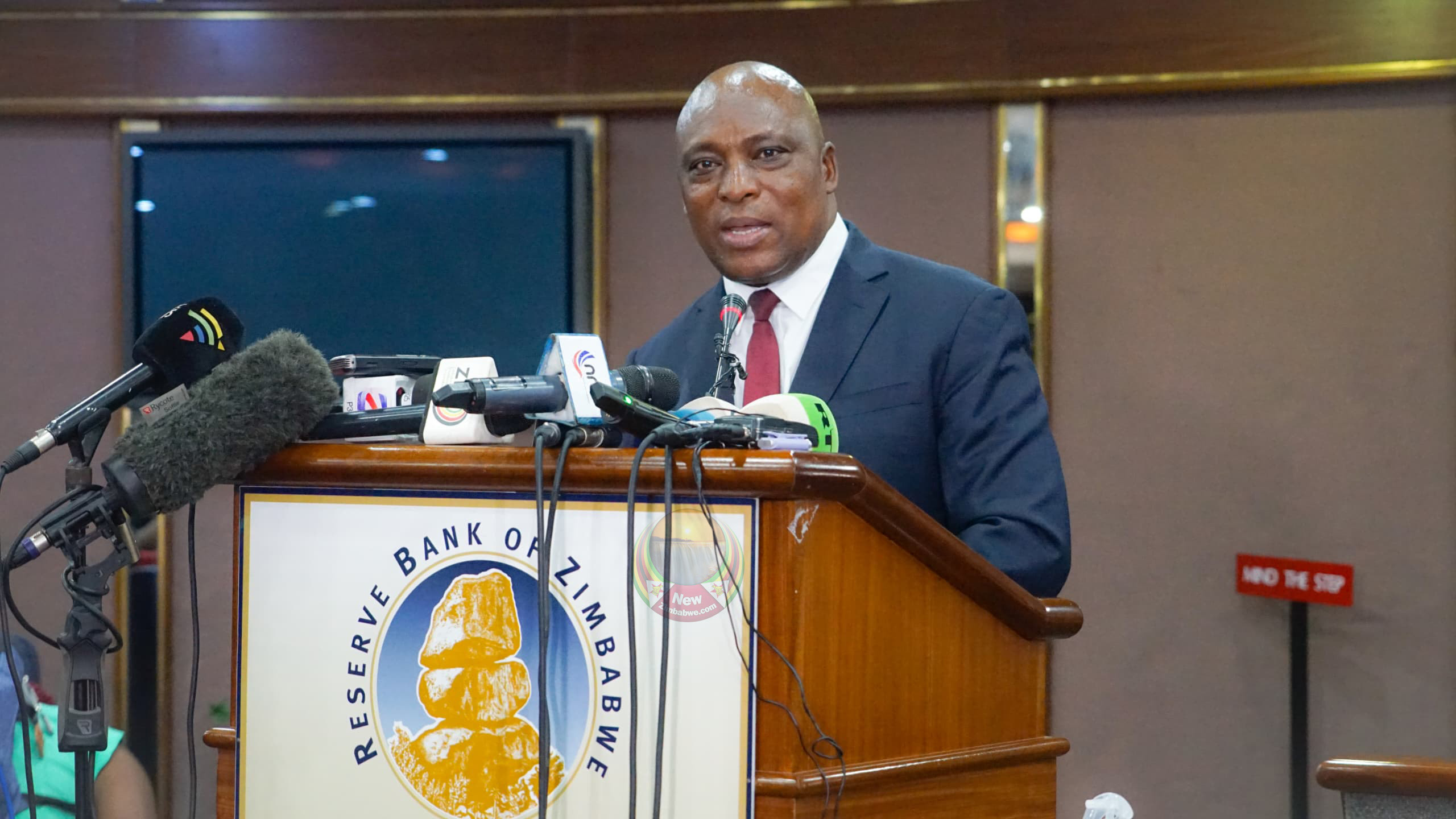 In Pictures: Zimbabwe introduces new ZiG currency - NewZimbabwe.com