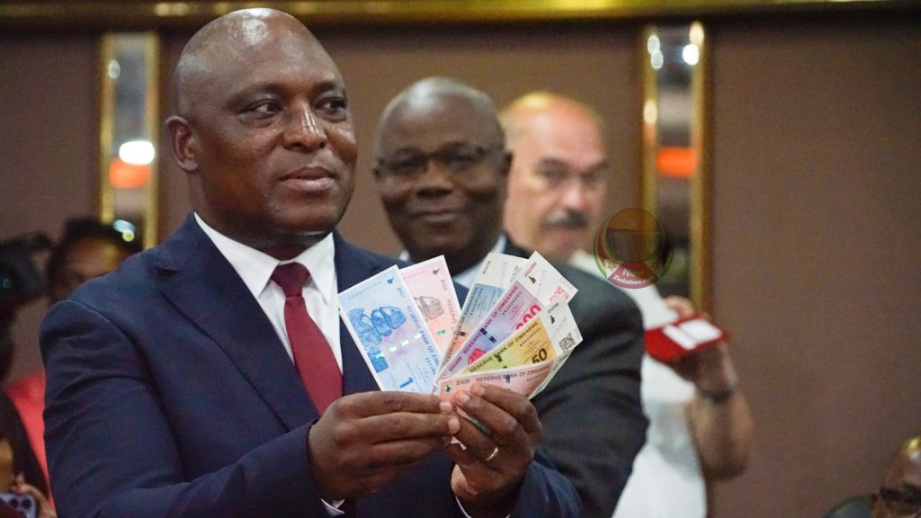 Zimbabwe’s new gold-backed currency devalues by 40%; central bank pegs