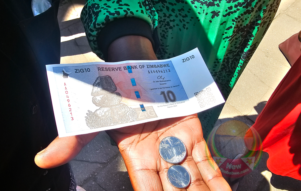 In Pictures: New ZiG currency notes, coins start circulating