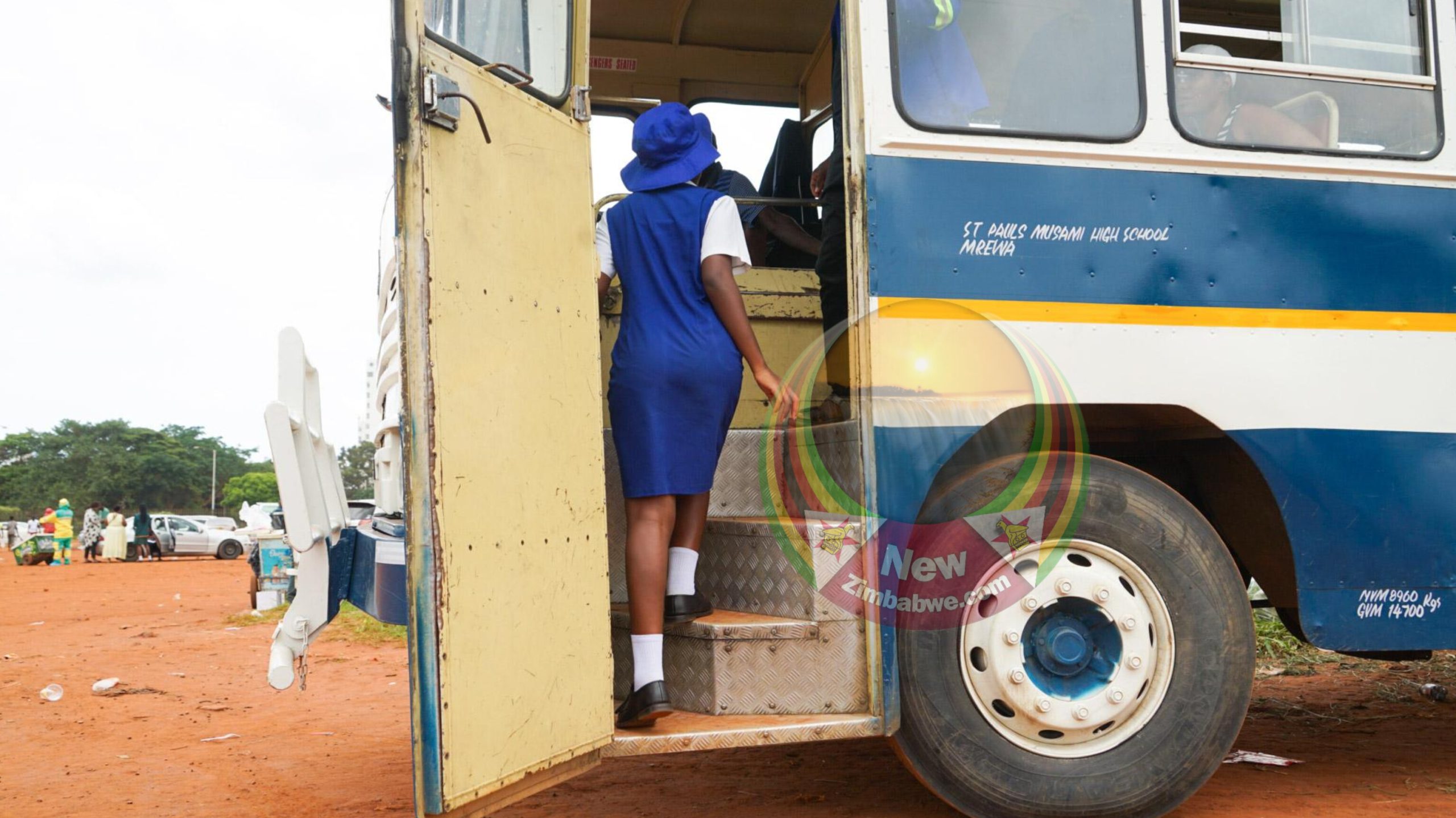 In Pictures: Back-to-school in Harare