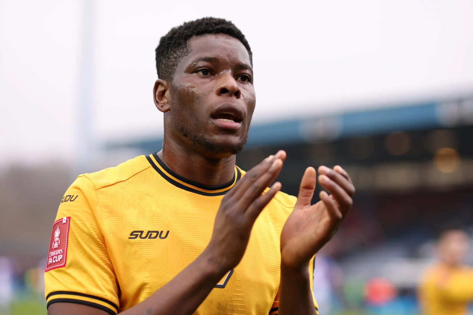 Midfielder Munetsi set for Paris FC loan