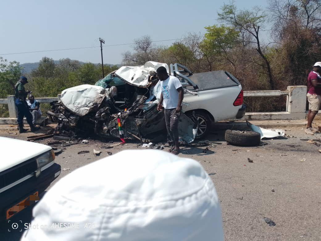 Молодежь Zanu PF погибла в автомобильной аварии по пути к Bash Mnangagwa's Bash 