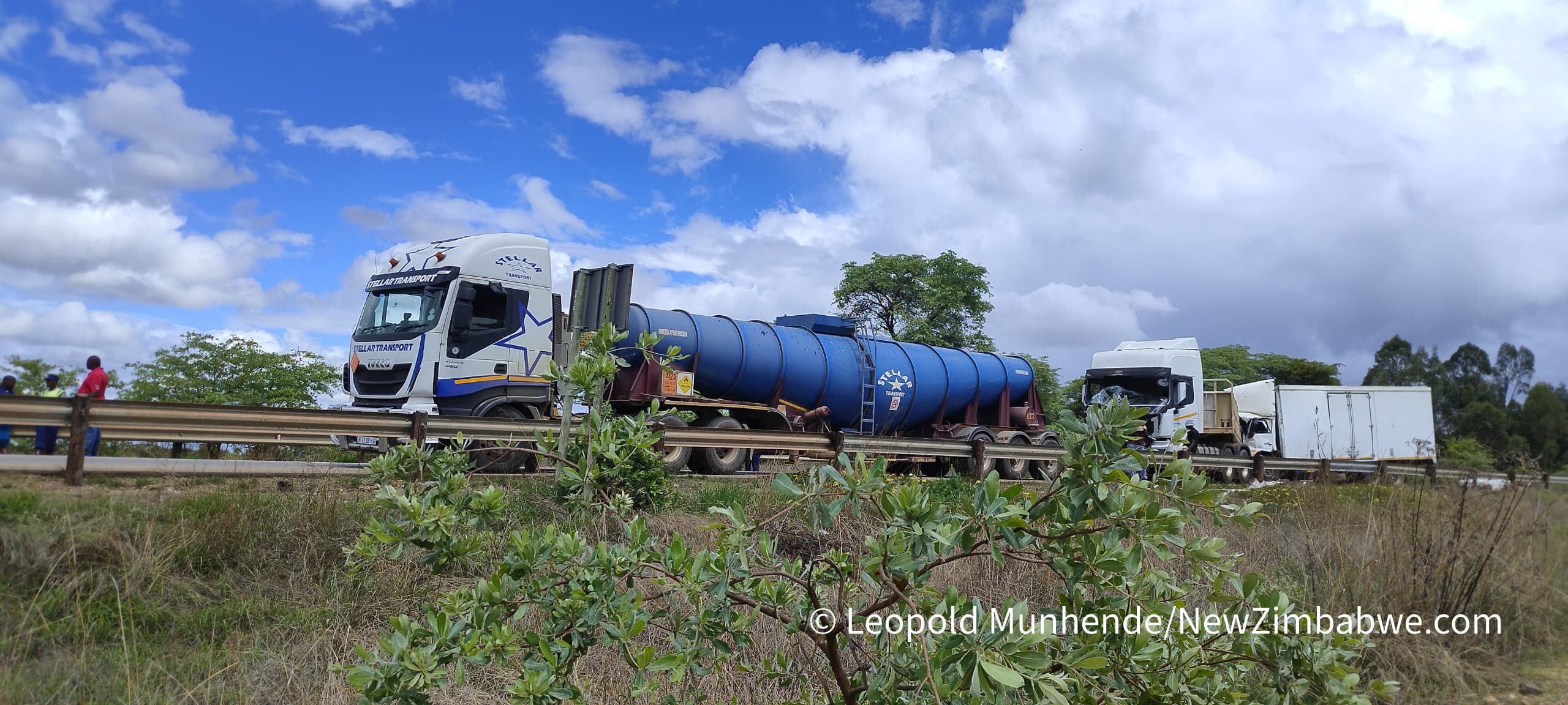 Just In: Trucks pile up on Harare-Masvingo highway, block flow of traffic - NewZimbabwe