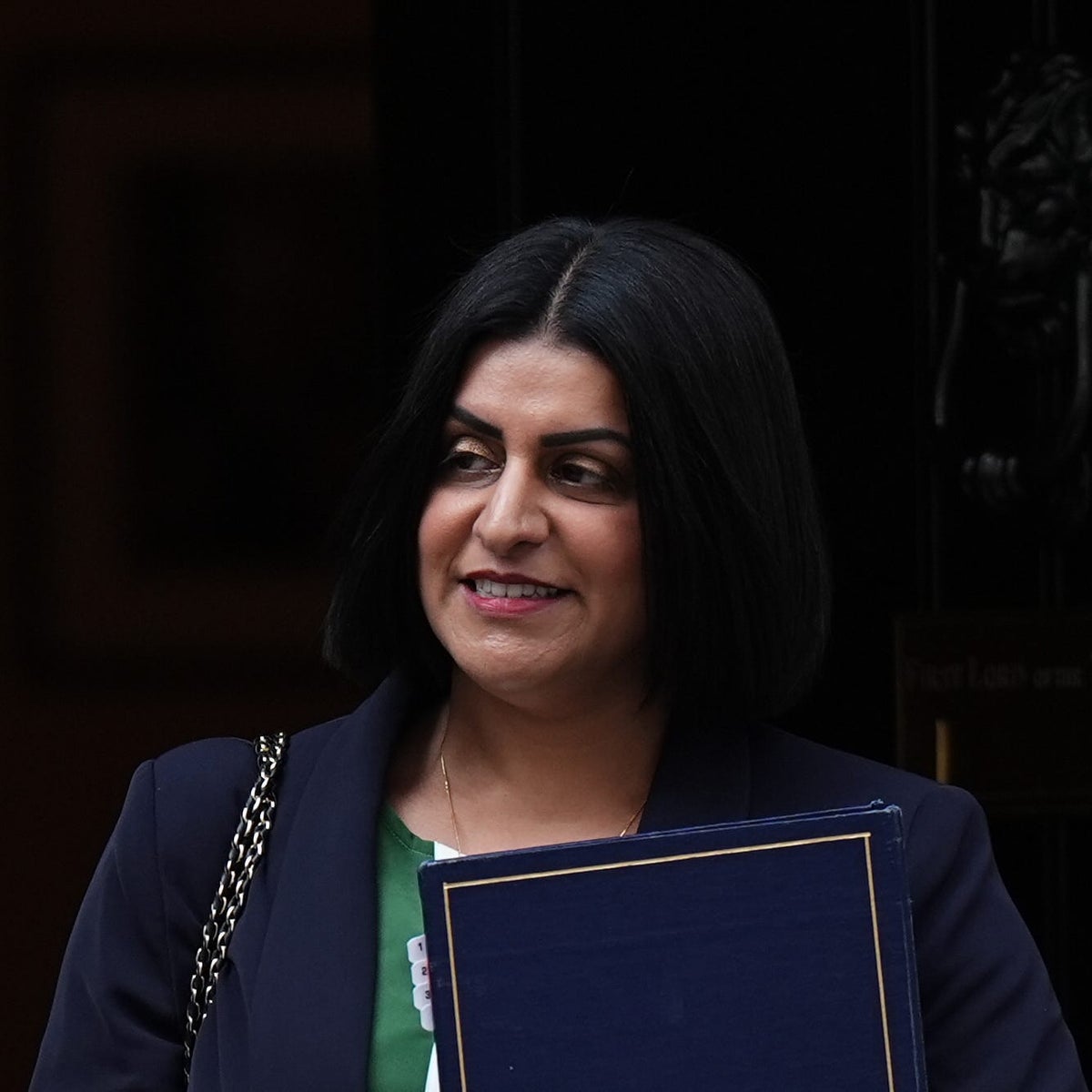 UK: Some migrants to face 20 year wait for settled status