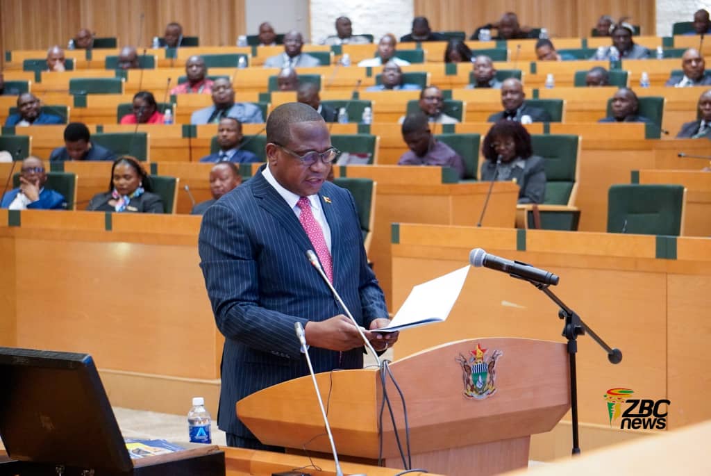 Zimbabwe tables more roads projects for 2026