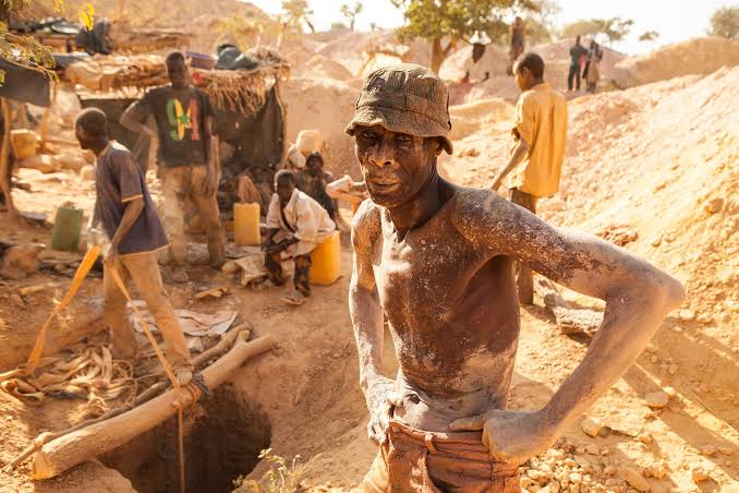 Small scale miners dominate Fidelity Gold Deliveries
