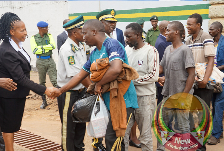 In Pictures: 4,305 inmates released under Presidential Amnesty