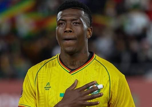 Teenage Hadebe suspended after video of him flaunting alcohol in Warriors camp leaks