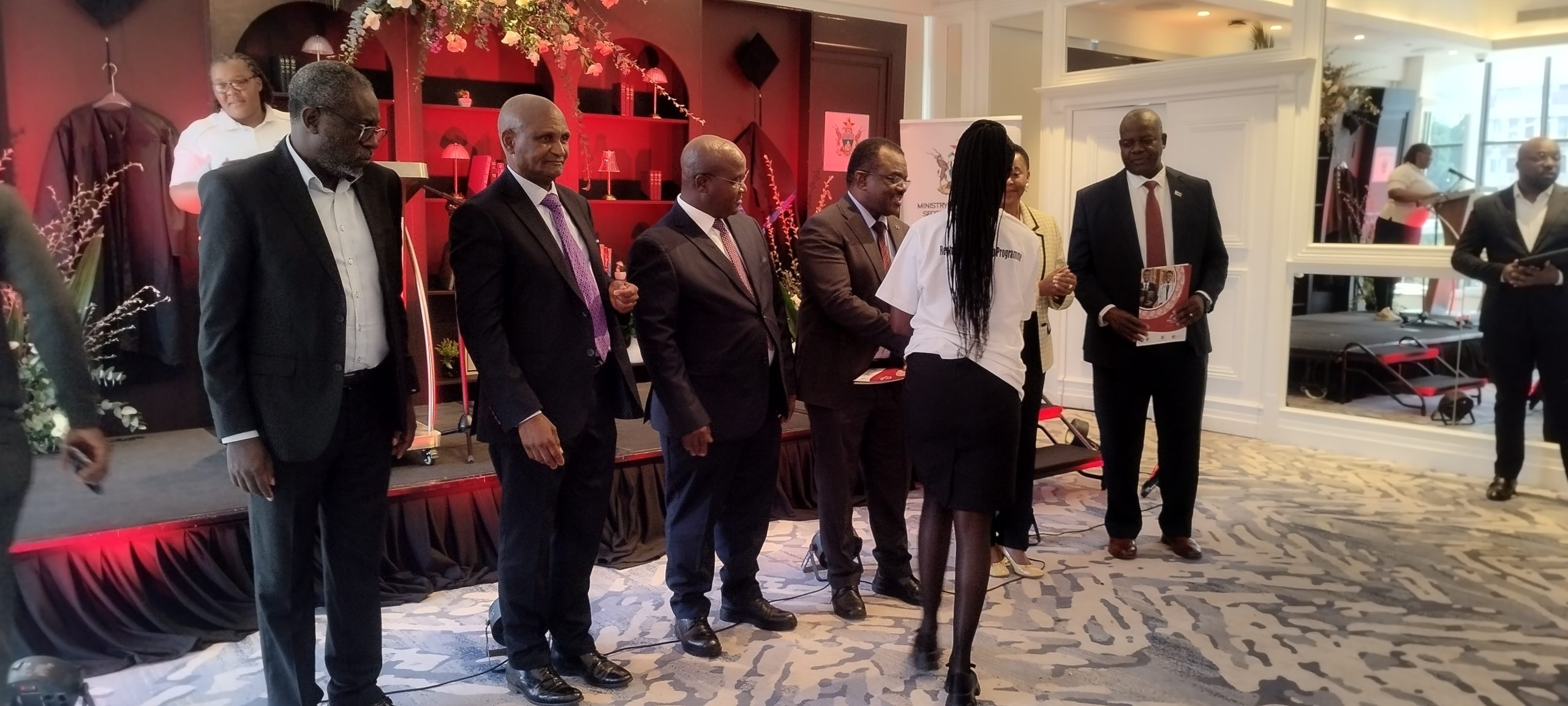 20 students get fully paid scholarship to study medicine, law at UZ