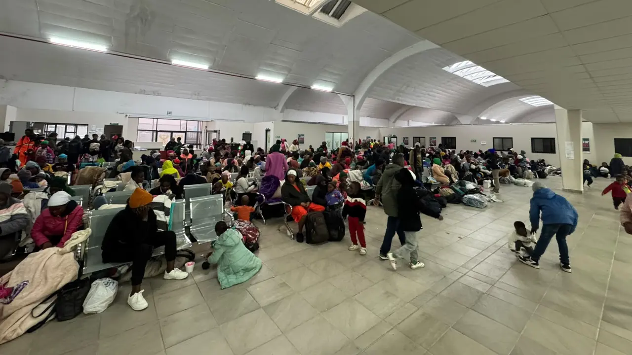 Cape Town: Gift of the Givers concerned over undocumented Zimbabweans spending evening at Home Affairs centre
