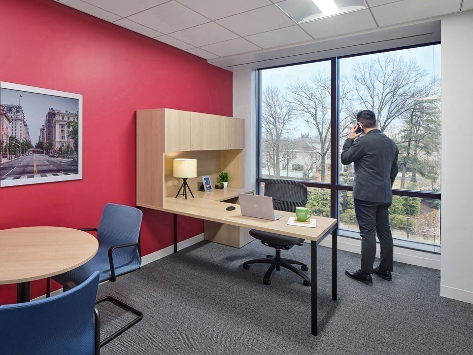 Office Space in Wisconsin Avenue
5425 Wisconsin Avenue
Suite