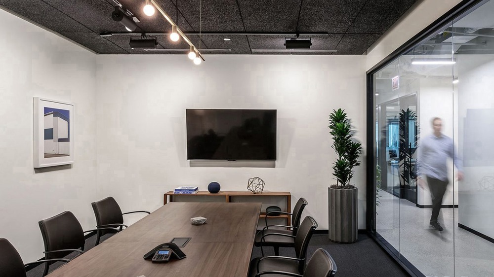 Office Space in Suite 1000
500 West Madison Street