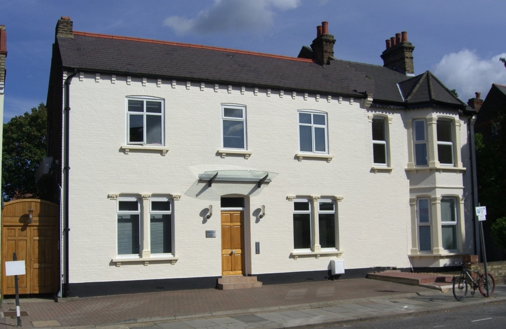 Daws House, 33-35 Daws Lane - Office Front