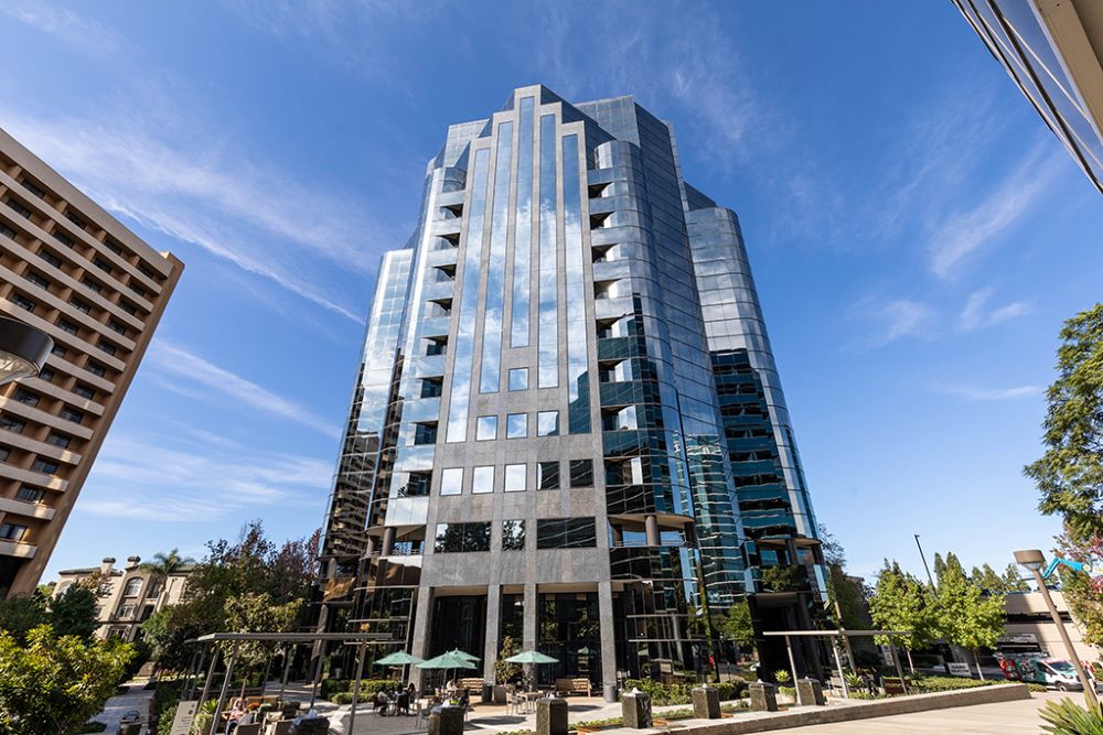 4225 Executive Square