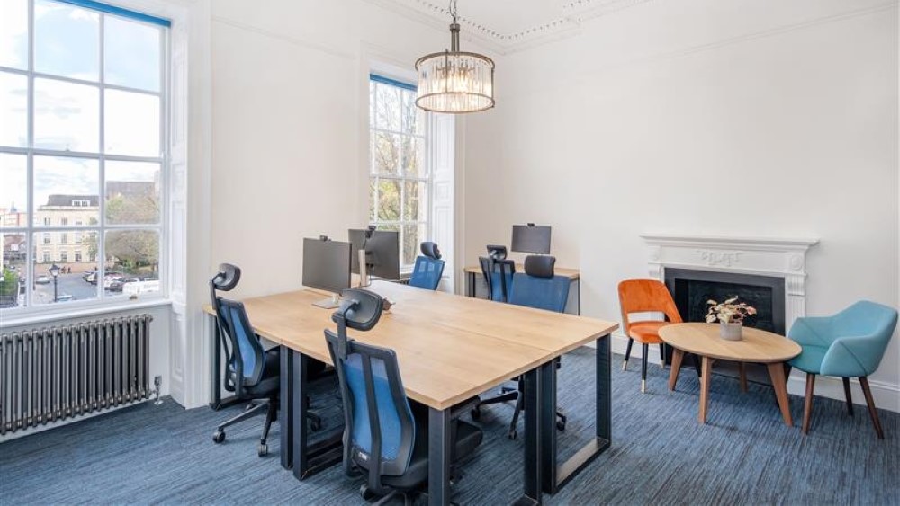 17-19 Berkeley Square - Square Works