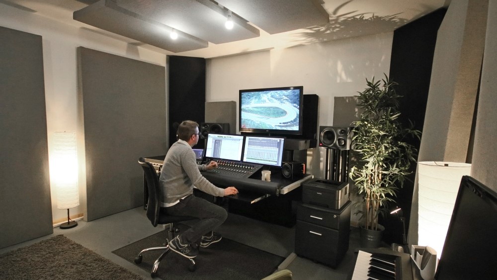 17 Lyon Road - Mainyard Studios