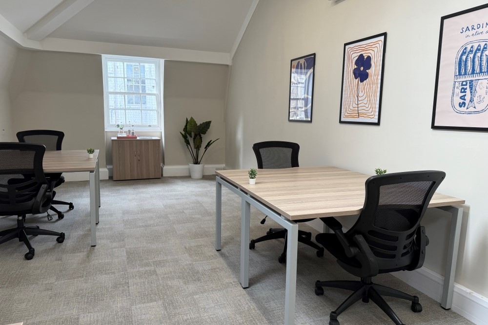 4 Queen Street - UBC