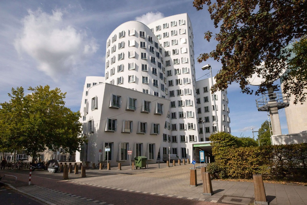 Neuer Zollhof 3 - Regus