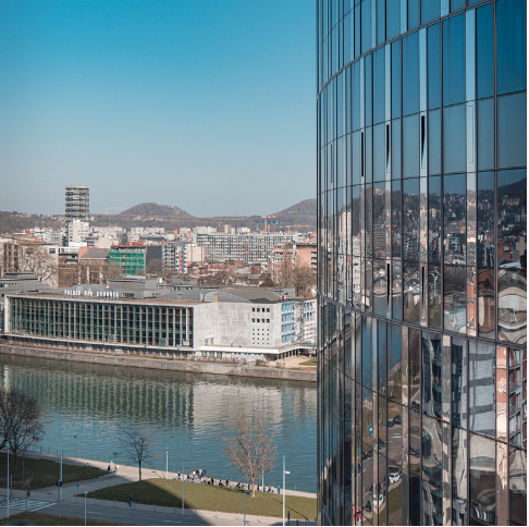 SQ Guillemins, 1 - Silversquare