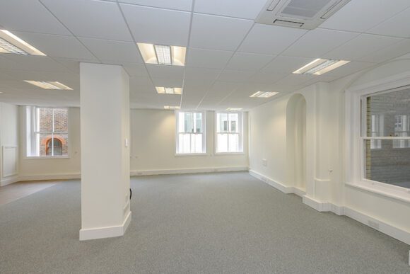 6-7 Queen Street - Breezblok
