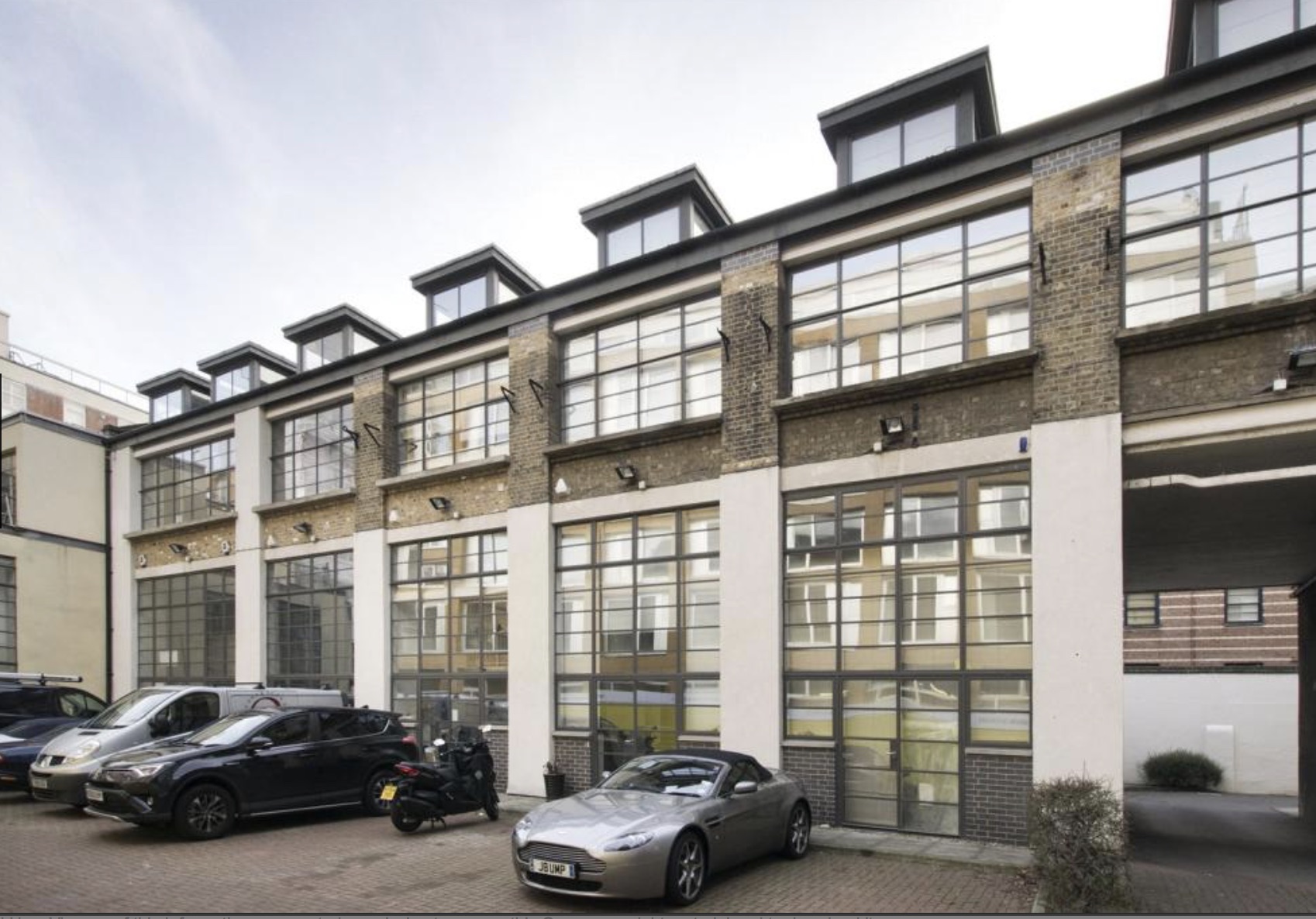 Studio 18 - Studio SE1 LTD