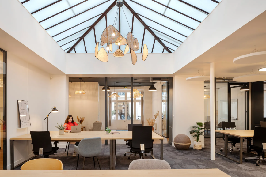 45 Rue des Petites Écuries - Come and Work