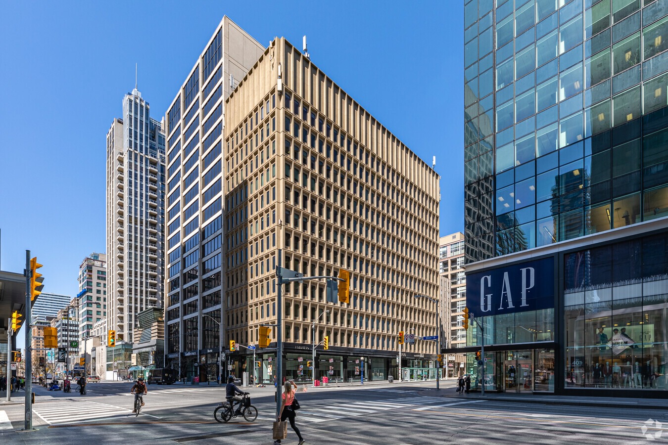 1200 Bay Street - Zemlar Offices