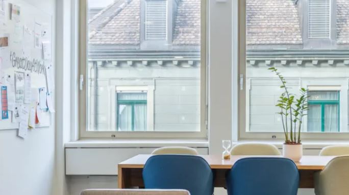 100 Bahnhofstrasse - IWG (Regus)