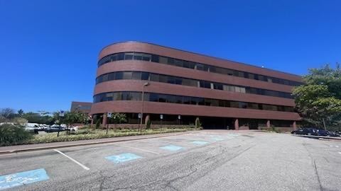 4600 Forbes Boulevard