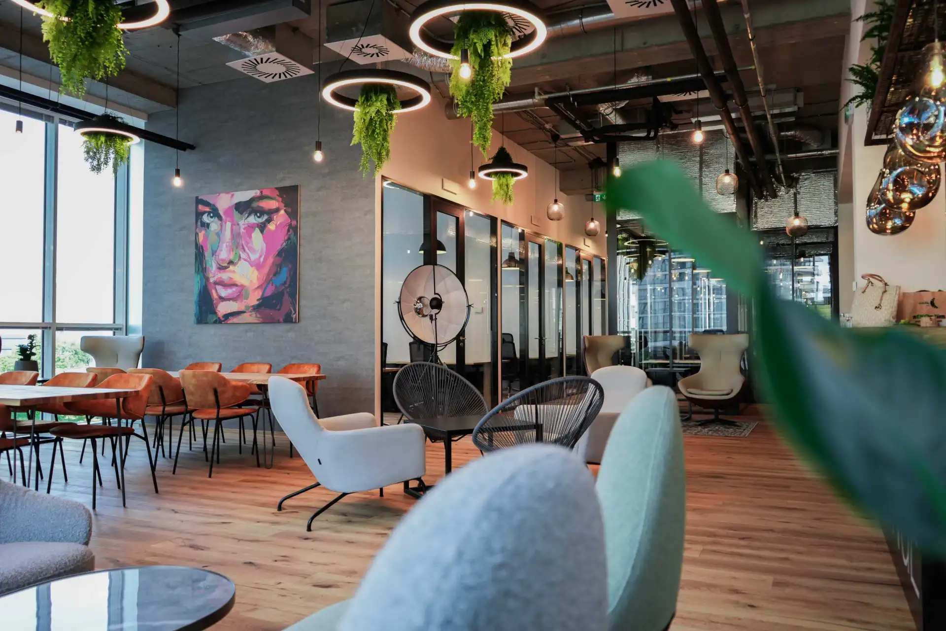 1689 Hvězdova - WorkLounge