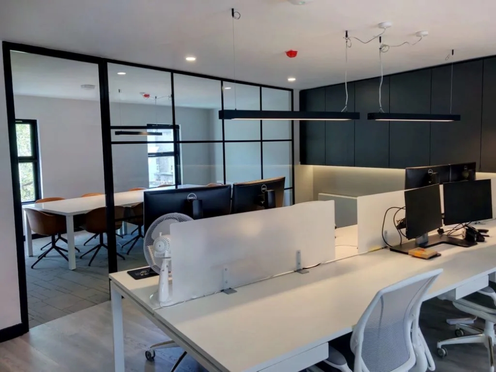 6 Exchange Place - Clearspace