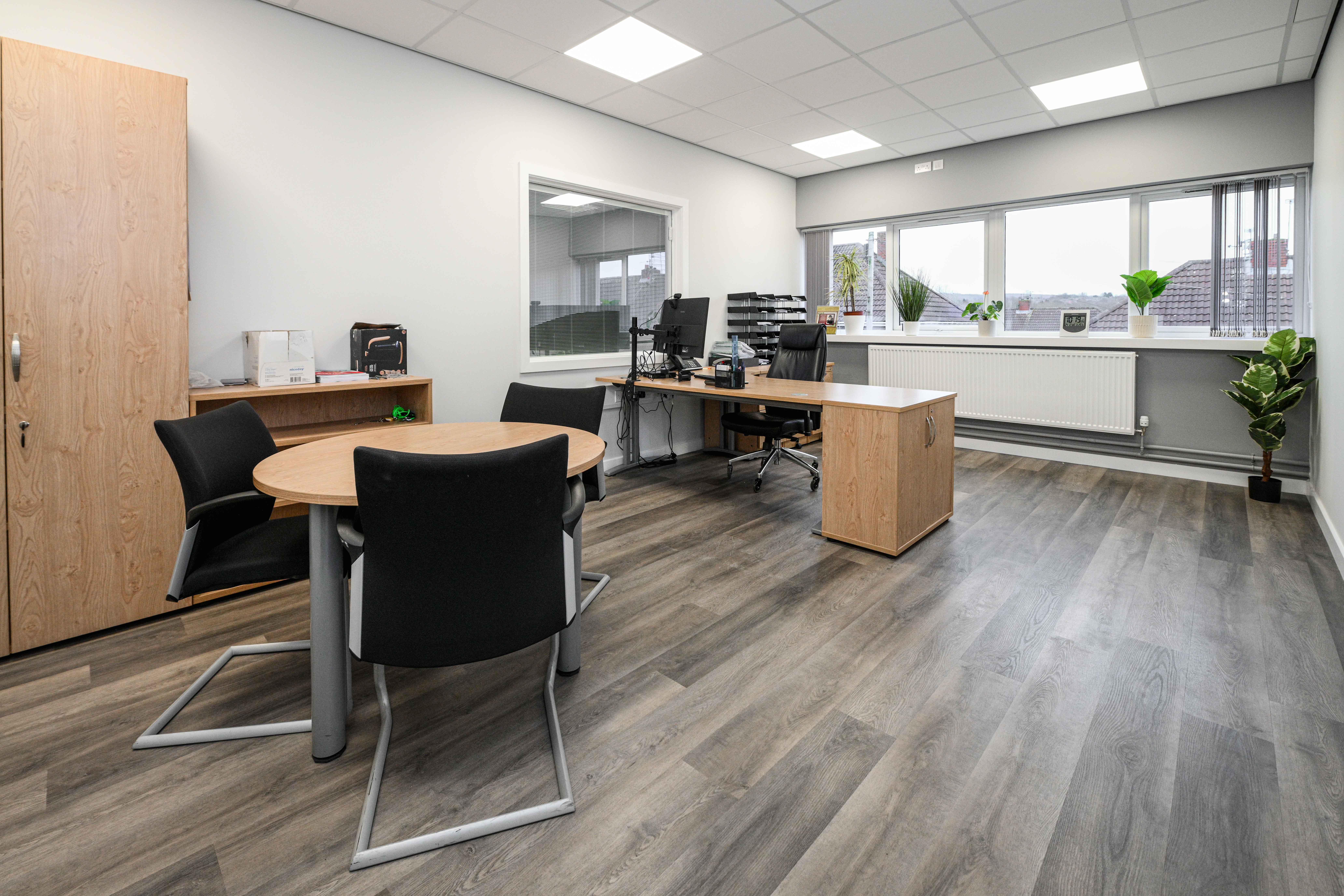 Business Centre, 117 Queen Street - SocUK Ltd