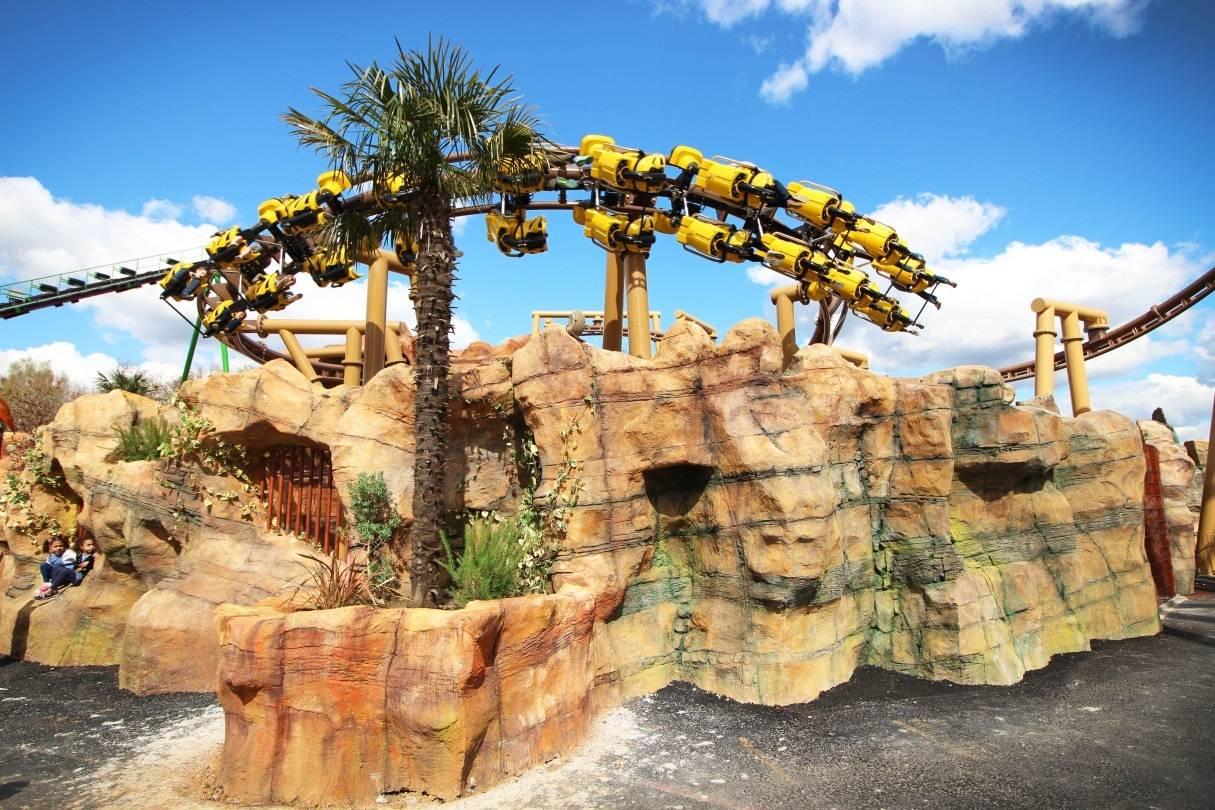 A Guide to the Rides and Attractions in Lost Kingdom
