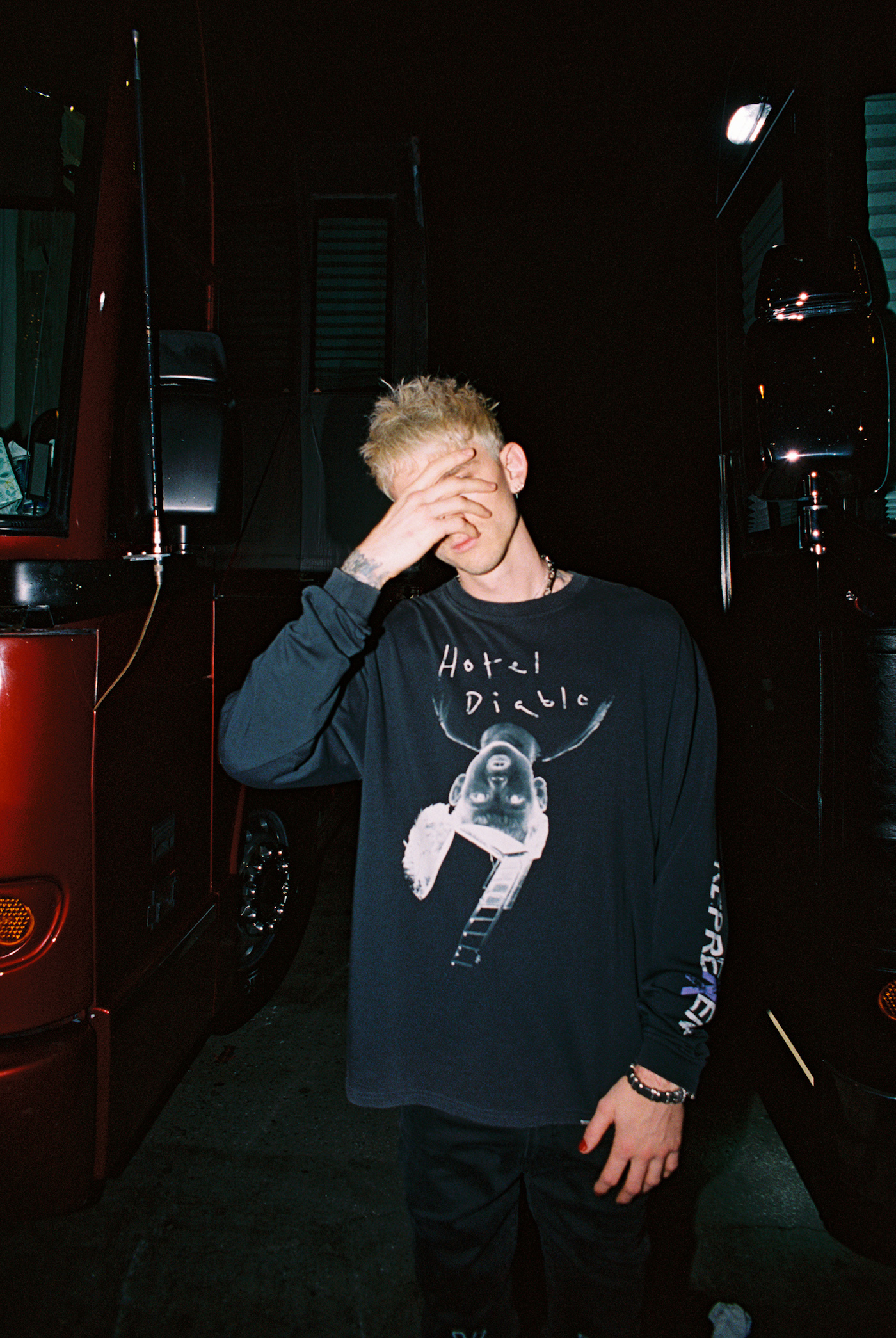 Represent Taps Machine Gun Kelly For Latest Collaboration PAUSE