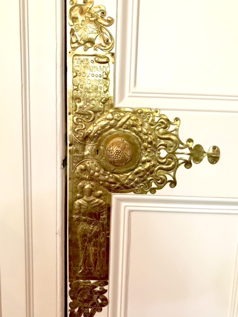 Guild Handicraft finger plate, Armourers Hall