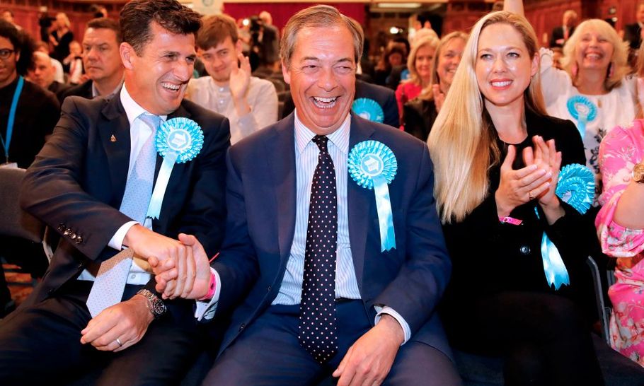 Nigel Farage's plan for Brexit is risible. Boris Johnson must stick to his guns.