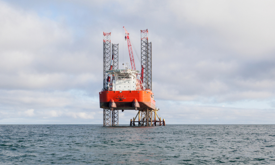 Oil price collapse fuels coronavirus economy fears