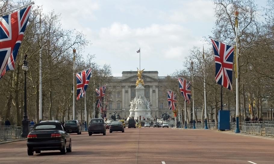 Ambiguous statements won’t do. Royals must bury the hatchet