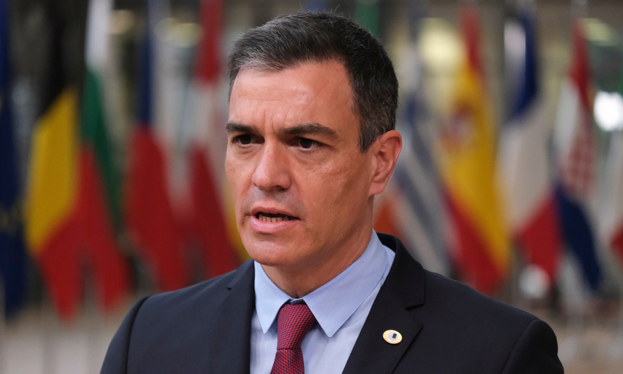 Small earthquake in Spanish politics. Not many fascists