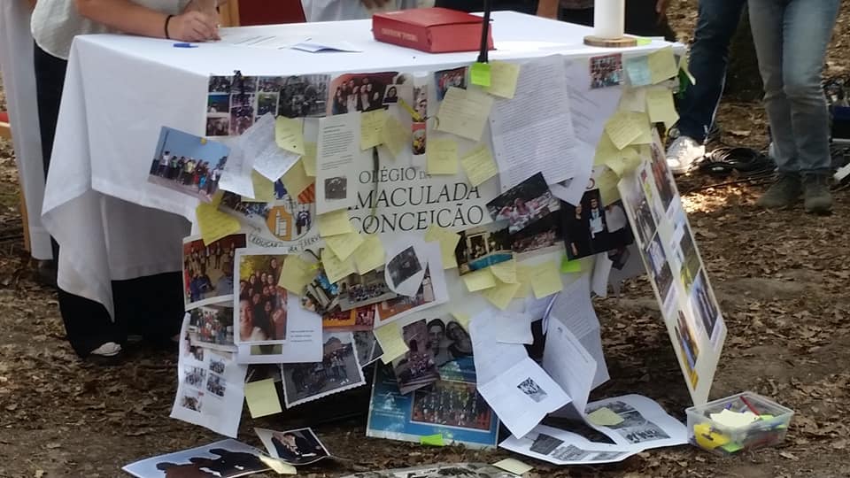 O%20altar%20depois%20do%20momento%20de%20a%C3%A7%C3%A3o%20de%20gra%C3%A7as.%20Foto%3A%20Ant%C3%B3nio%20Franco.%20